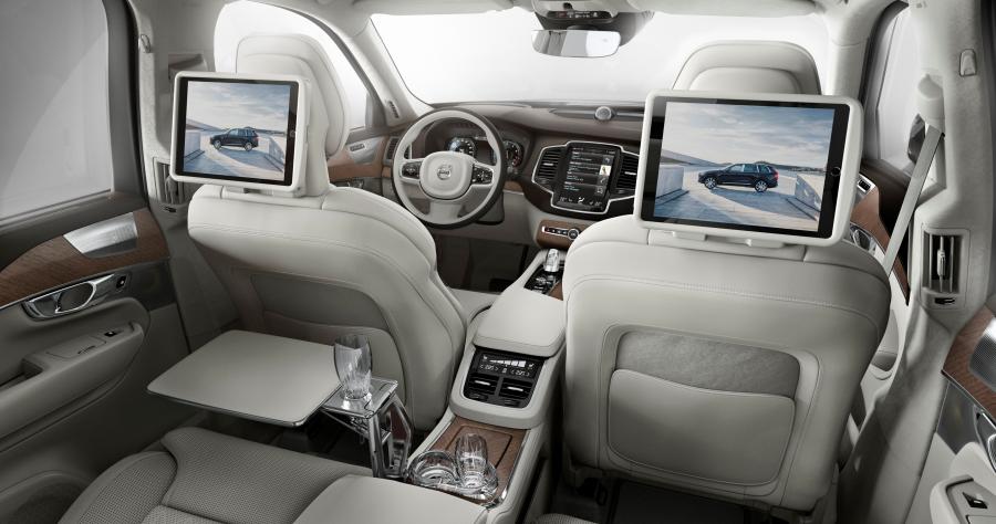  Volvo XC90 Excellence 2015 года  (фото 12 из 13)